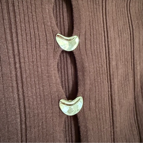 Commense Ribbed Top - Picture 2 of 3